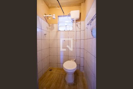 Banheiro de apartamento para alugar com 1 quarto, 35m² em Brasilândia, São Gonçalo