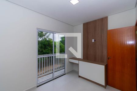 Quarto 2 de apartamento para alugar com 2 quartos, 51m² em Vila Ivone, São Paulo