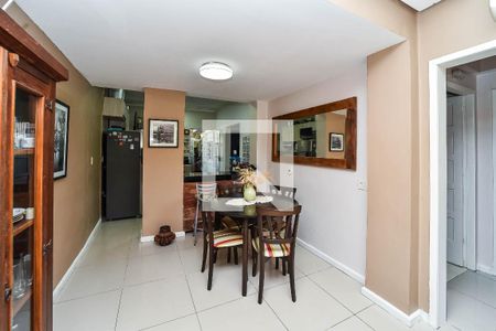 Sala de apartamento para alugar com 3 quartos, 90m² em Passo da Areia, Porto Alegre
