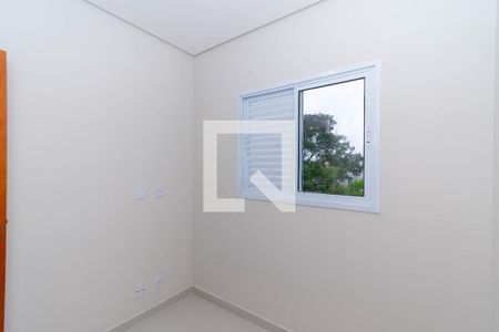 Quarto 1 de apartamento para alugar com 2 quartos, 41m² em Vila Ivone, São Paulo