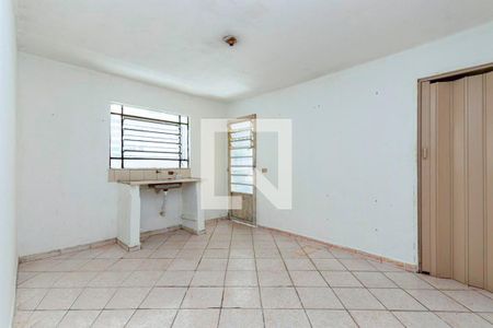 Sala/Cozinha de casa para alugar com 1 quarto, 18m² em Vila Jacuí, São Paulo