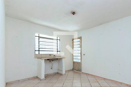 Sala/Cozinha de casa para alugar com 1 quarto, 18m² em Vila Jacuí, São Paulo