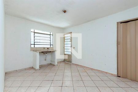 Sala/Cozinha de casa para alugar com 1 quarto, 24m² em Vila Jacuí, São Paulo