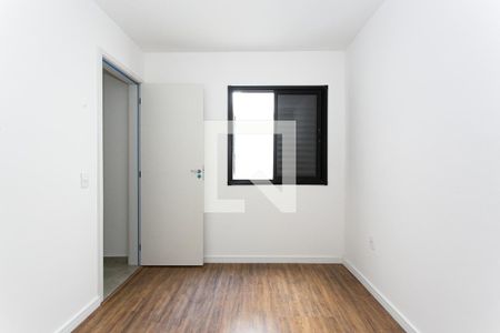 Quarto 1 de apartamento para alugar com 2 quartos, 30m² em Guaiauna, São Paulo