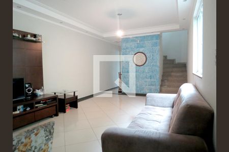 Sala de casa à venda com 3 quartos, 170m² em Vila Palmeiras, São Paulo