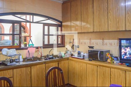 Casa para alugar com 640m², 5 quartos e 20 vagas Casa para alugar com 640m², 5 quartos e 20 vagasCozinha