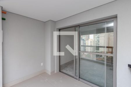 Varanda de kitnet/studio à venda com 1 quarto, 32m² em Santo Amaro, São Paulo