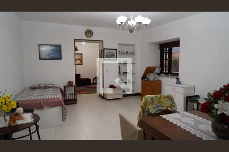 Sala de casa para alugar com 7 quartos, 614m² em Jacarepaguá, Rio de Janeiro