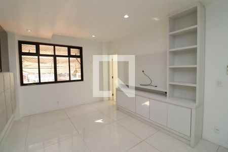 Suíte 1 de apartamento à venda com 4 quartos, 310m² em Jardim Guanabara, Rio de Janeiro