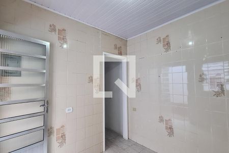 Cozinha de casa para alugar com 1 quarto, 27m² em Vila Ema, São Paulo