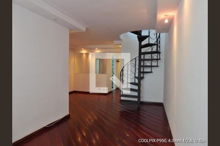 Apartamento para alugar com 160m², 3 quartos e 2 vagasSala