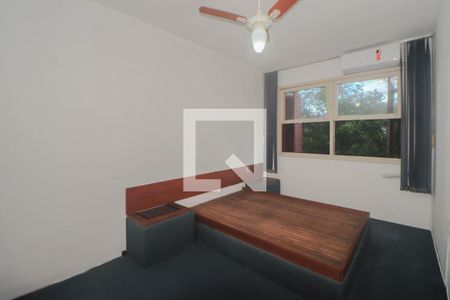 Quarto 2 de apartamento para alugar com 2 quartos, 60m² em Rubem Berta, Porto Alegre