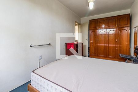 Dormitório 2 de apartamento para alugar com 2 quartos, 60m² em Rubem Berta, Porto Alegre