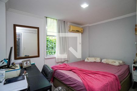 Quarto 1 de apartamento à venda com 2 quartos, 60m² em Fátima, Niterói