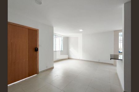 Sala de casa à venda com 2 quartos, 100m² em Rio Comprido, Rio de Janeiro