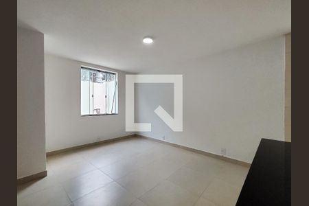 Sala de casa à venda com 2 quartos, 100m² em Rio Comprido, Rio de Janeiro