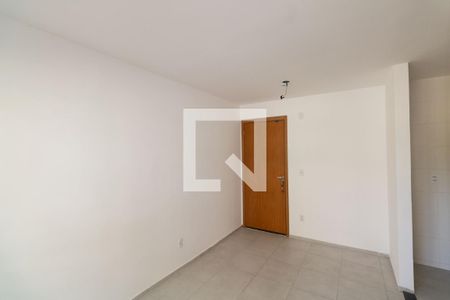 Sala de apartamento para alugar com 2 quartos, 45m² em Inhoaíba, Rio de Janeiro