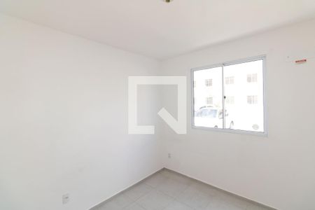 Quarto 1 de apartamento para alugar com 2 quartos, 45m² em Inhoaíba, Rio de Janeiro