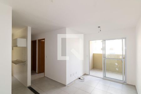 Sala de apartamento para alugar com 2 quartos, 45m² em Inhoaíba, Rio de Janeiro