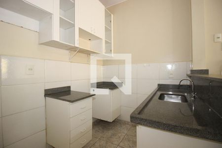 Cozinha e Área de Serviço de apartamento para alugar com 1 quarto, 30m² em Quadras Econômicas Lúcio Costa (guará), Brasília