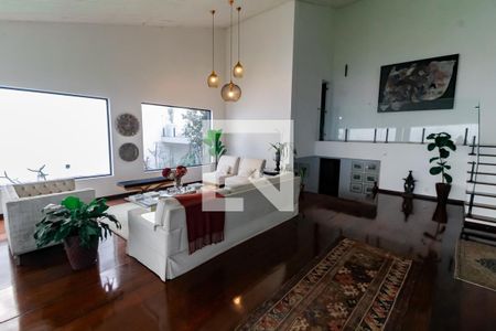 Sala 1 de casa para alugar com 4 quartos, 440m² em Jardim Guedala, São Paulo