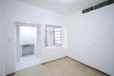 Quarto de kitnet/studio para alugar com 1 quarto, 14m² em Vila Água Funda, São Paulo