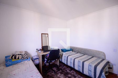 Quarto 2 de apartamento para alugar com 2 quartos, 52m² em Vila Vermelha, São Paulo