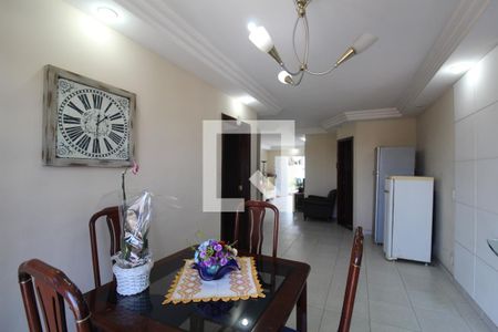Sala de casa à venda com 3 quartos, 250m² em Anil, Rio de Janeiro