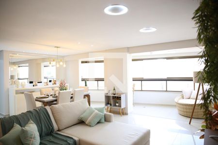 Apartamento para alugar com 3 quartos, 112m² em Serrinha, Goiânia