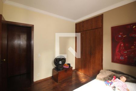 Quarto  de apartamento à venda com 4 quartos, 150m² em Funcionários, Belo Horizonte