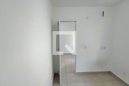 quarto 1 de apartamento para alugar com 2 quartos, 53m² em Taquara, Rio de Janeiro