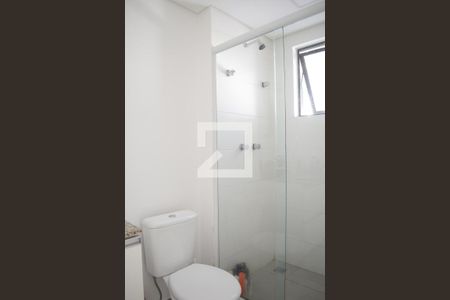 Banheiro Suíte de apartamento para alugar com 3 quartos, 74m² em Santo Inácio, Curitiba