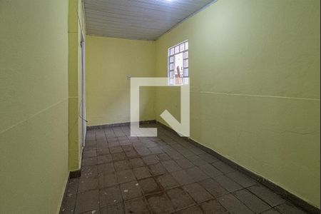 sala_1 de casa para alugar com 1 quarto, 90m² em Vila Brasilina, São Paulo