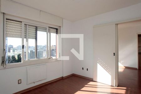 Quarto 1 Suíte de apartamento para alugar com 2 quartos, 80m² em Centro Histórico, Porto Alegre