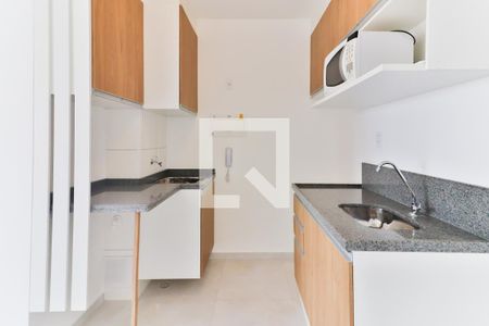 Cozinha e Área de Serviço de kitnet/studio para alugar com 1 quarto, 31m² em Vila Sônia, São Paulo