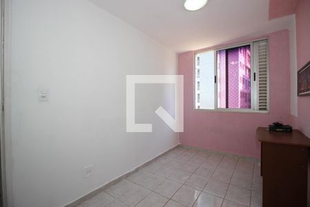 Quarto 1 de apartamento para alugar com 2 quartos, 60m² em Guará Ii, Brasília