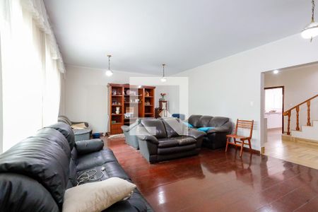 Sala de casa para alugar com 4 quartos, 250m² em Jardim Virginia Bianca, São Paulo
