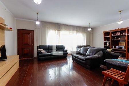 Sala de casa para alugar com 4 quartos, 250m² em Jardim Virginia Bianca, São Paulo
