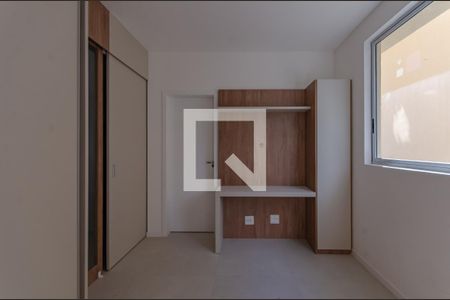 Quarto de kitnet/studio para alugar com 1 quarto, 30m² em Paquetá, Belo Horizonte