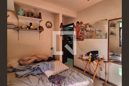 Casa de Condomínio para alugar com 4 quartos, 200m² em Vargem Grande, Rio de Janeiro