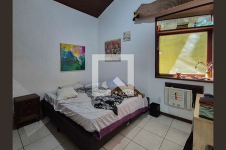Quarto  de casa de condomínio à venda com 4 quartos, 200m² em Vargem Grande, Rio de Janeiro