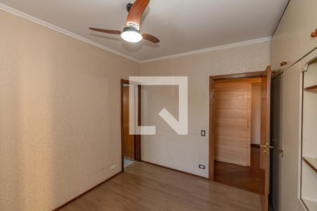 Suite  de apartamento à venda com 3 quartos, 116m² em Jardim das Paineiras, Campinas