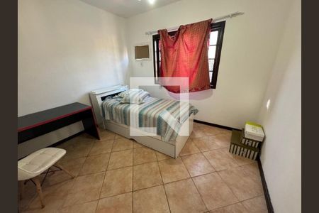 Casa à venda com 6 quartos, 240m² em Maravista, Niterói