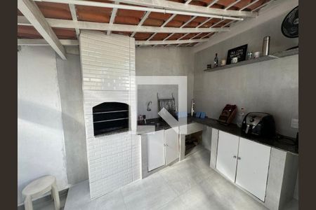 Casa à venda com 6 quartos, 240m² em Maravista, Niterói