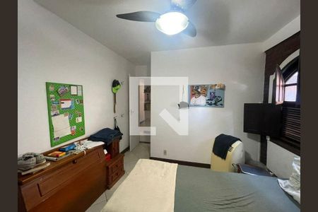 Casa à venda com 3 quartos, 165m² em Piratininga, Niterói