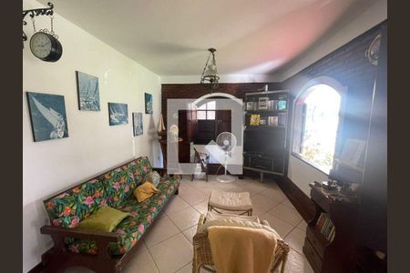 Casa à venda com 3 quartos, 144m² em Piratininga, Niterói
