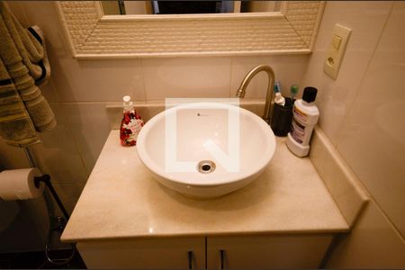 Casa à venda com 120m², 2 quartos e sem vaga Casa à venda com 120m², 2 quartos e sem vagaBanheiro Social