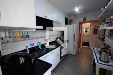 Casa à venda com 120m², 2 quartos e sem vaga Casa à venda com 120m², 2 quartos e sem vagaCozinha