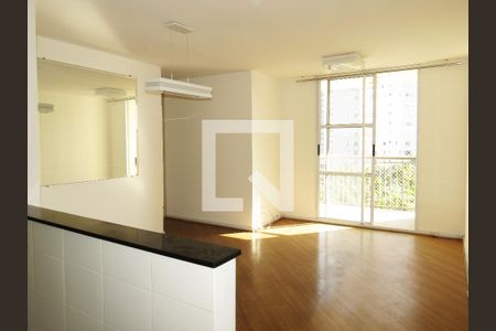 Sala de apartamento para alugar com 3 quartos, 70m² em Nossa Senhora do O, São Paulo
