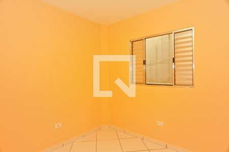 Quarto 2 de casa para alugar com 2 quartos, 60m² em Vila Clarice, São Paulo